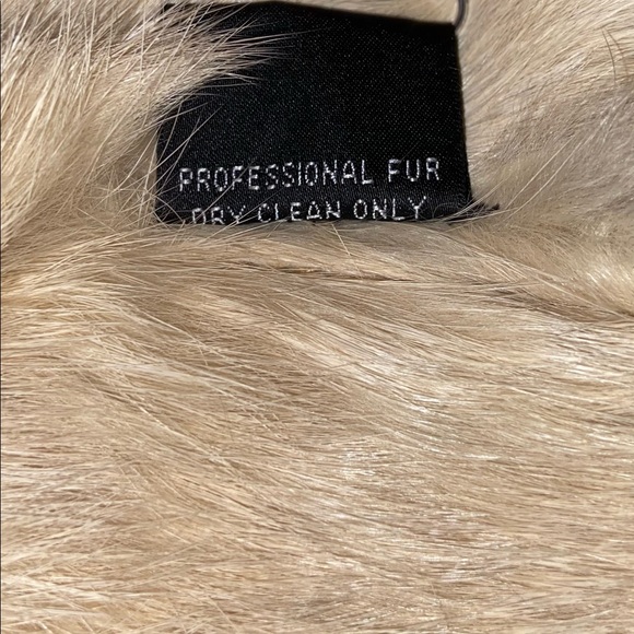 SHERI BODELL Studded Leather 100% Rabbit Fur Vest - Picture 9 of 9